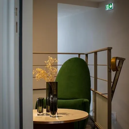 - Restaurant Les 3 Piliers 3*