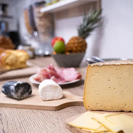 - Restaurant Les 3 Piliers