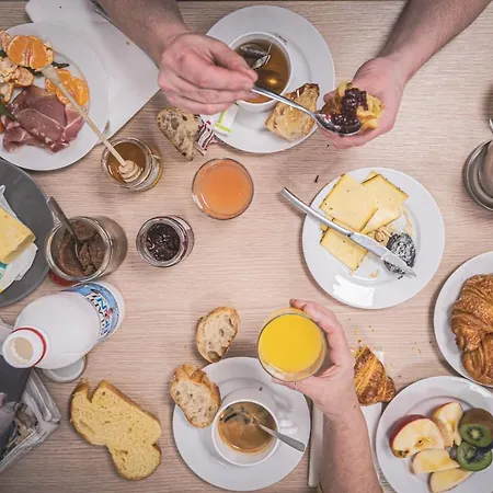 - Restaurant Les 3 Piliers