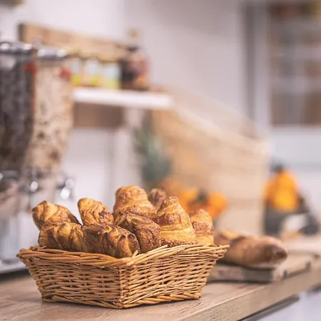 - Restaurant Les 3 Piliers