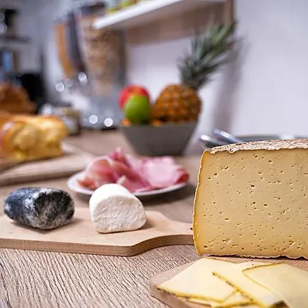 - Restaurant Les 3 Piliers فندق Le Boupère