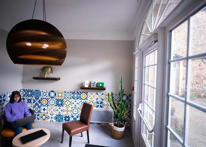 - Restaurant Les 3 Piliers 3*