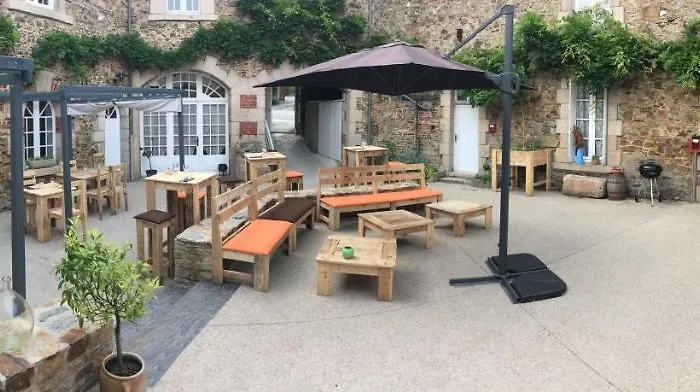 - Restaurant Les 3 Piliers Hotel 3*